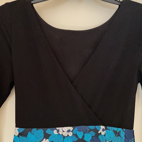 Adrianna Papell wrap dress - Picture 4 of 8